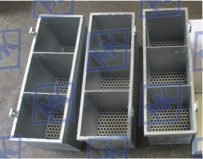 製缶部品 (3 / 4)